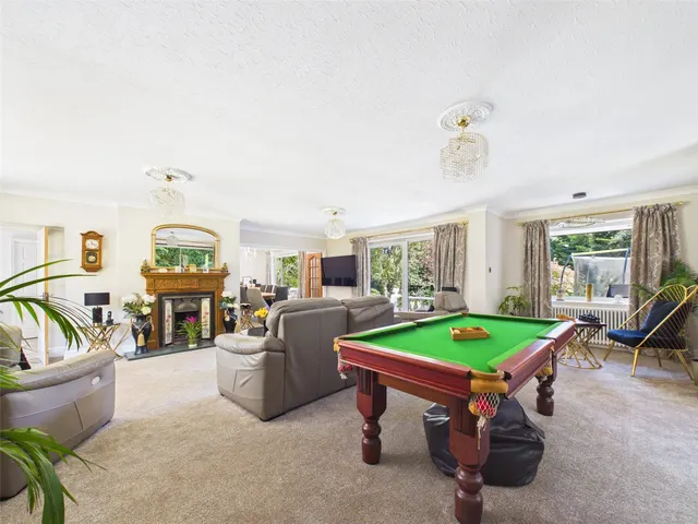 Egmont Drive, Avon Castle, BH24, photo 2