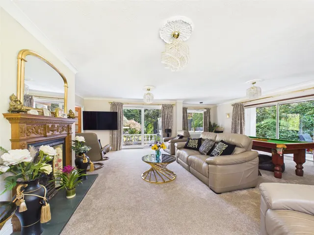 Egmont Drive, Avon Castle, BH24, photo 3
