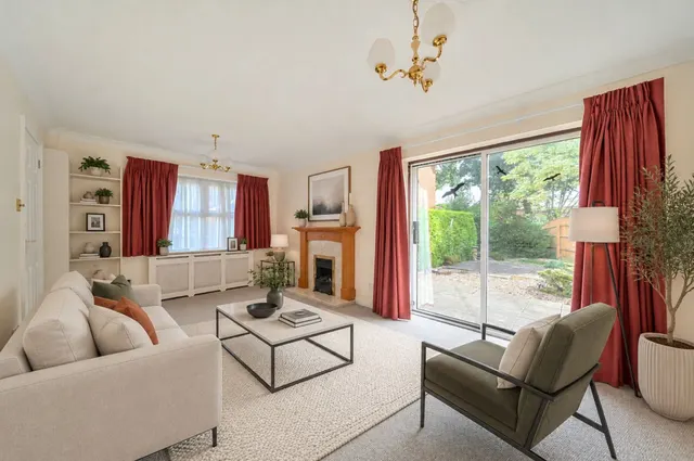 Vitre Gardens, Lymington, SO41, photo 2