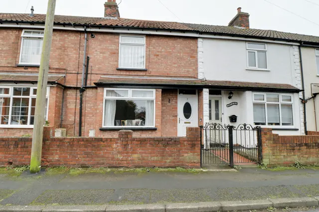 The Square, Goxhill, DN19, photo 1