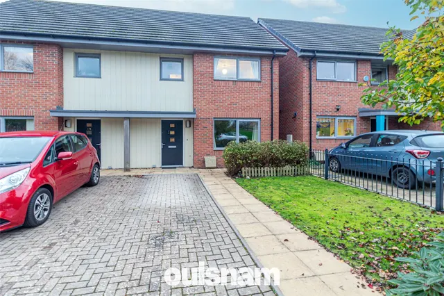 Cromwell Lane, Northfield, Birmingham, B31 1AT, photo 1