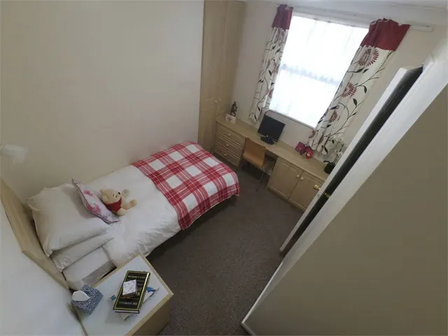 Photo 3 — Royal Terrace, Barrack Road, Northampton, NN1 3RF