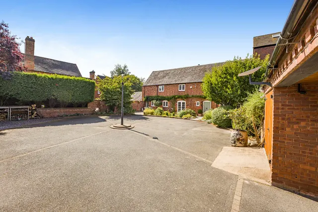 Church Road, Shackerstone, CV13, photo 2