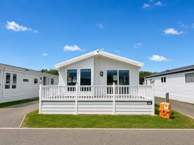 Shottendane Road, Birchington, Kent, CT7 0HD, photo 1