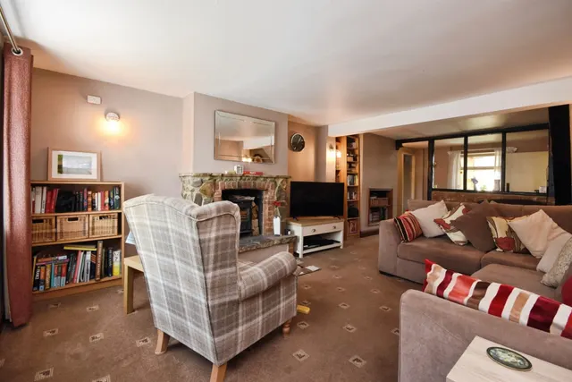 Radwinter Road, Saffron Walden, CB10, photo 2