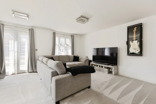 Photo 2 — Washington Drive, Carbrooke, Thetford, IP25