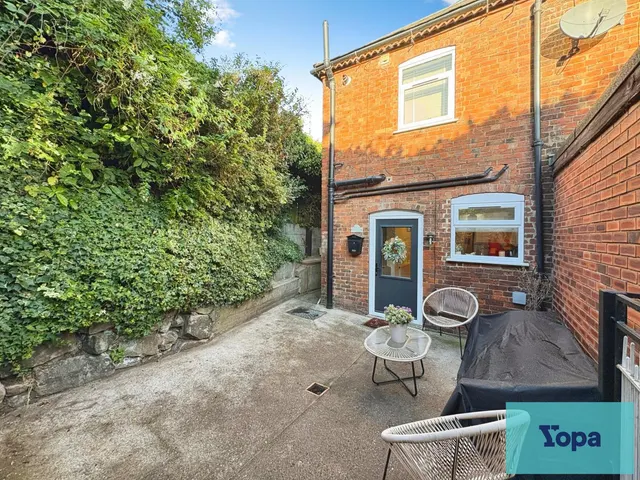 Balance Hill, Uttoxeter, ST14, photo 1