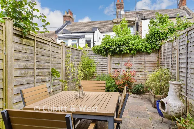 Bembridge Street, Brighton, BN2, photo 2