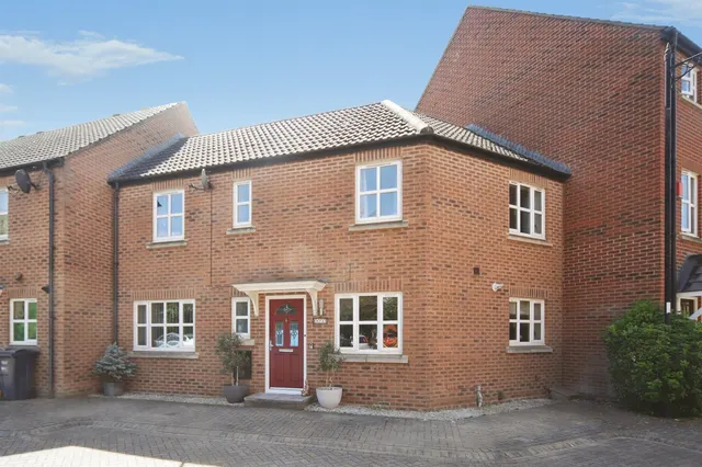 Massingham Park, Taunton, photo 1