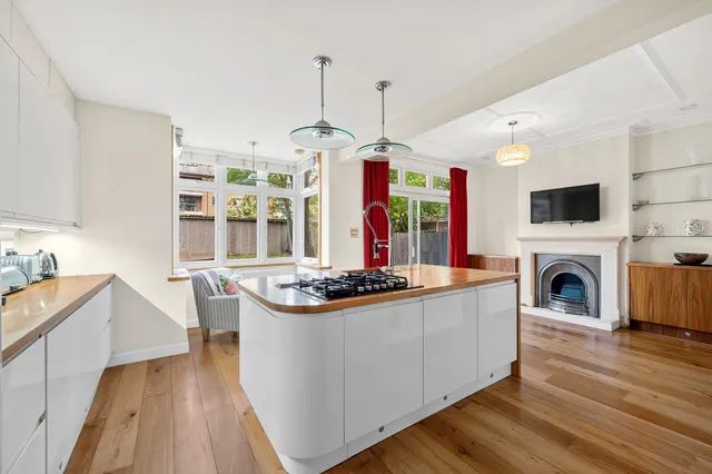 Ethelbert Road, Wimbledon, SW20, photo 1