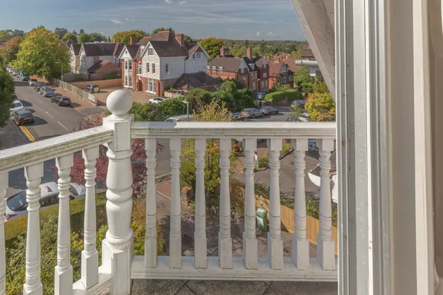 Photo 2 — Boyne Park, Tunbridge Wells, Kent, TN4 8ET