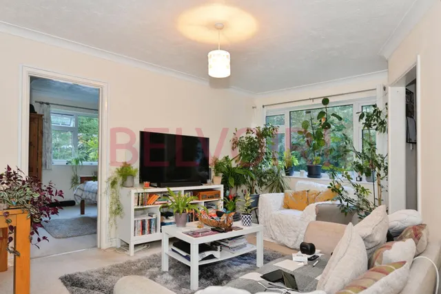 Runnymede Court, West End, SO30, photo 2