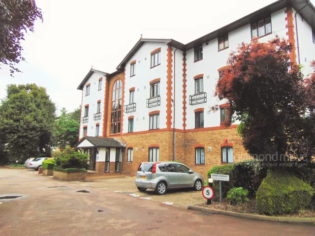 Lampton Road, Hounslow, TW3 4DF, photo 1