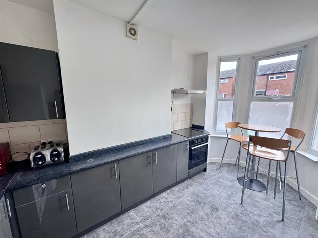 Hartley Road, Radford, NG7, photo 3