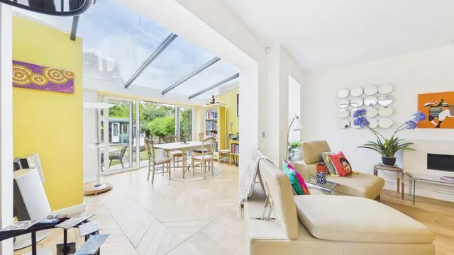 Trinity Road, SW17, photo 2