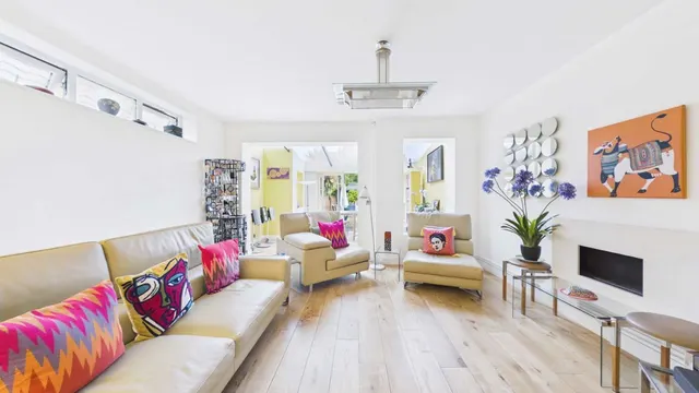 Trinity Road, SW17, photo 3