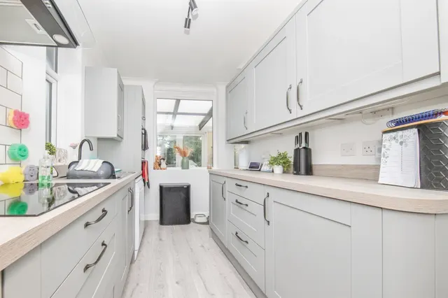 Felixstowe Road, Ipswich, IP3, photo 3