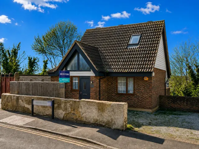 Longhill Avenue, Chatham, photo 1