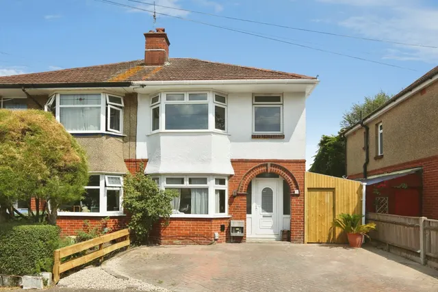 Westbury Road, Southampton, SO15, photo 1