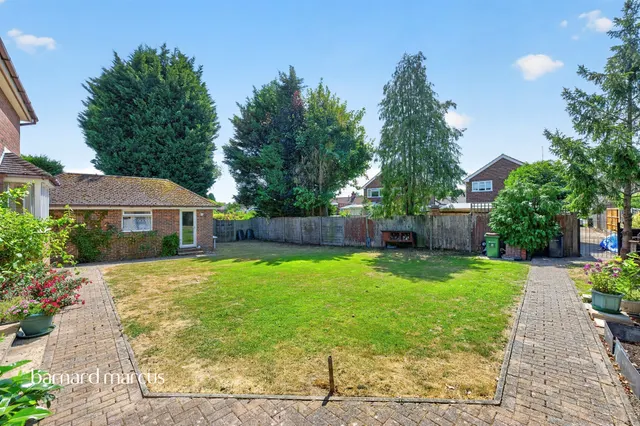 Horsham Road, Beare Green, RH5, photo 2