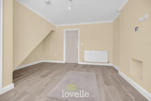 Tealby Close, Immingham, DN40, photo 3