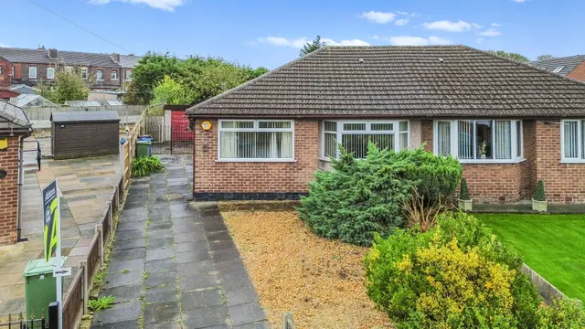 Chimes Road, Ashton-In-Makerfield, WN4, photo 1