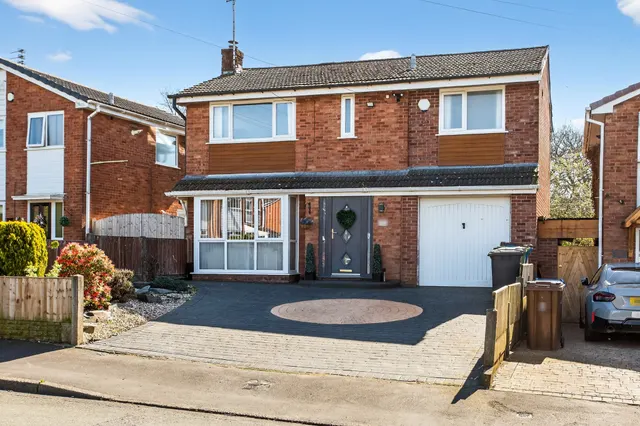 Park Hey Drive, Appley Bridge, WN6, photo 1