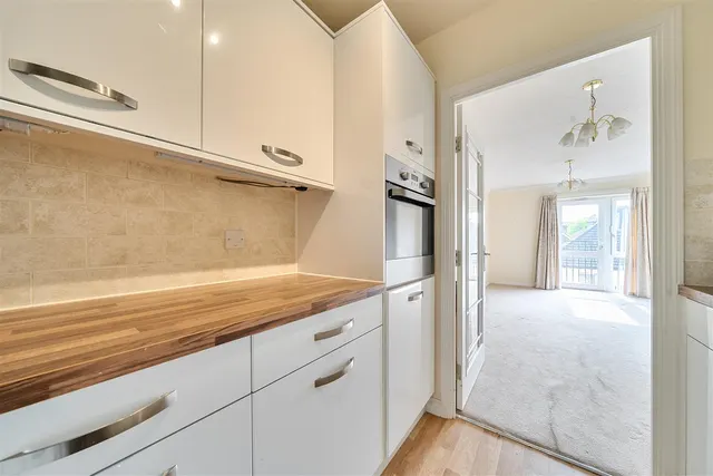 High Street, Orpington, BR6, photo 3