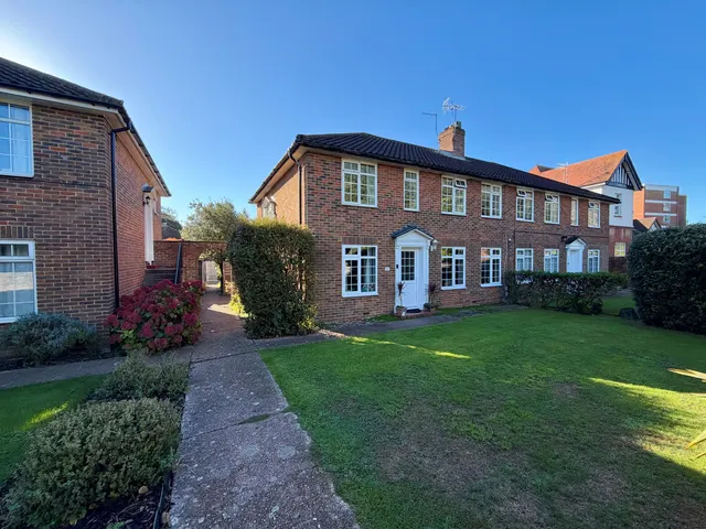 Mill Road, Worthing, BN11, photo 1