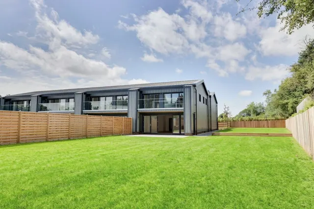 London Road, Spellbrook, CM23, photo 2