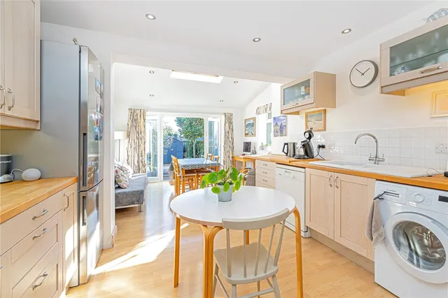 Photo 3 — Turner Avenue, Twickenham, TW2 5LT