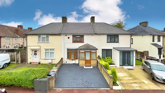 Campsey Road, Dagenham, RM9, photo 1
