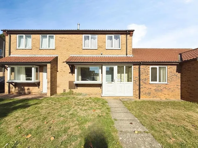 Meadow Way, Bracebridge Heath, LN4, photo 1