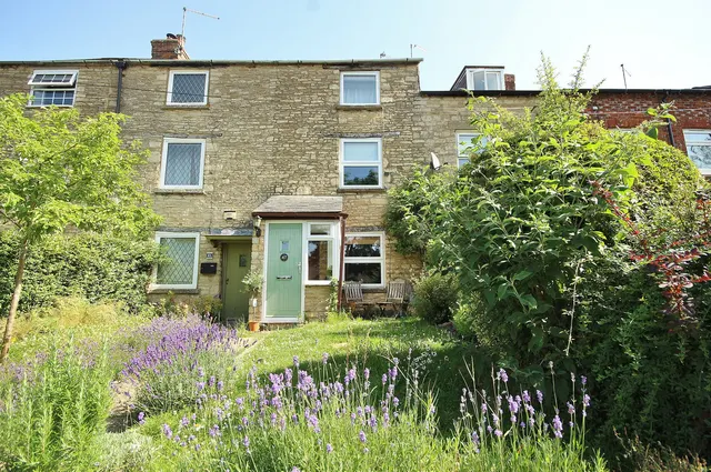 Oxford Hill, Witney, photo 1