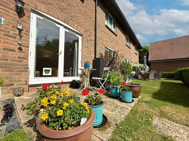 Photo 3 — Warren Farm, Little Horwood MK17 0PZ
