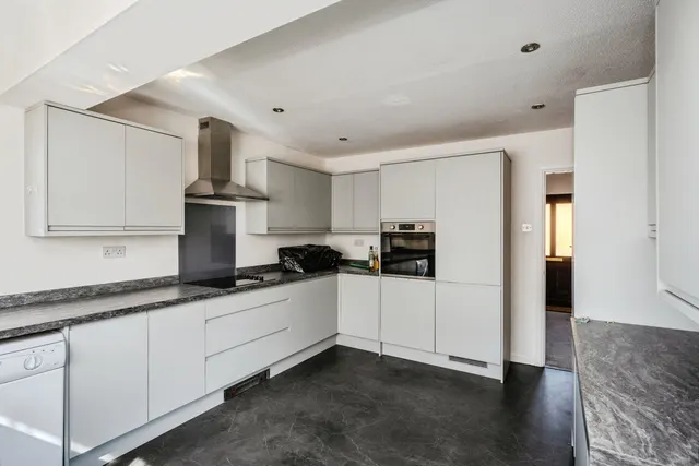 Heol Nant Y Cwm, Gorseinon, SA4, photo 2