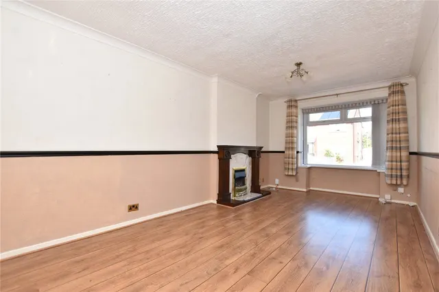 Baker Street, Morley, LS27, photo 2