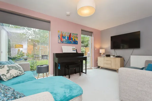 Royal Way, Cambridge, CB2, photo 1