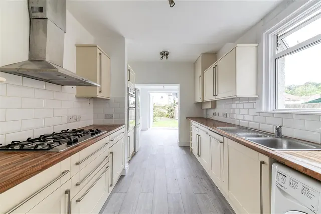 Elm Road, Purley, photo 1