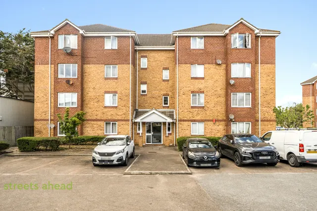 Franklin Way, Croydon, CR0, photo 1