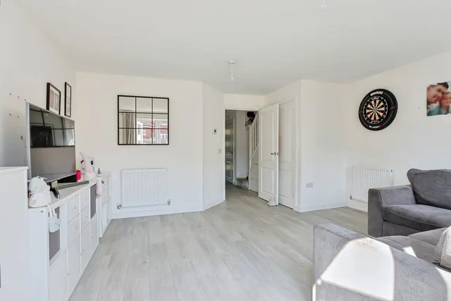 Mannock Way, Poole, BH17, photo 3