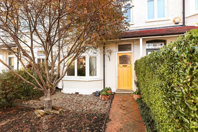 St. Margarets Road, Twickenham, TW1, photo 1
