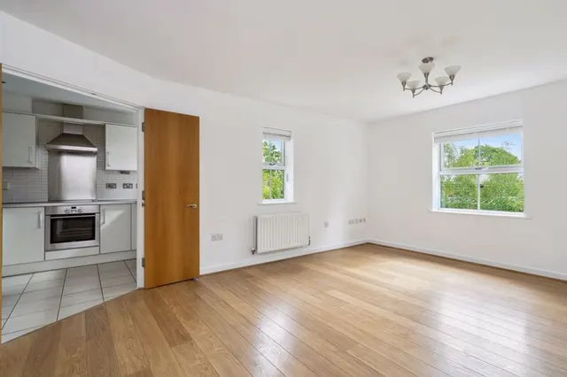 Photo 3 — Sandpipers Place Cookham, Maidenhead SL6 9PF