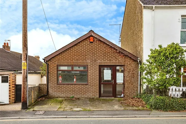 Napier Street, Cardigan, SA43, photo 1