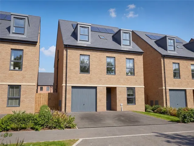 Sublime, Hungerhill Lane, Edenthorpe, Doncaster, DN3, photo 1