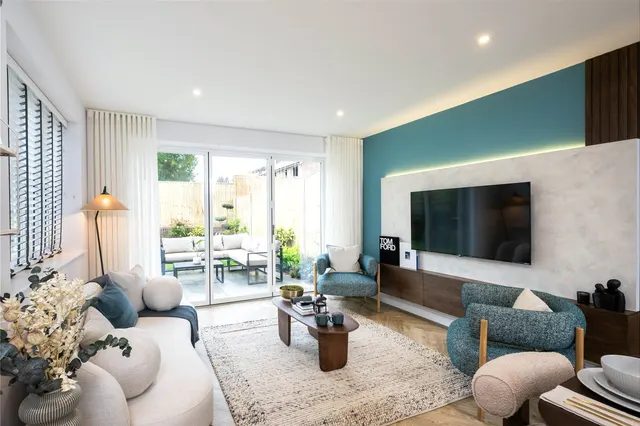 London Road, RG12, photo 1