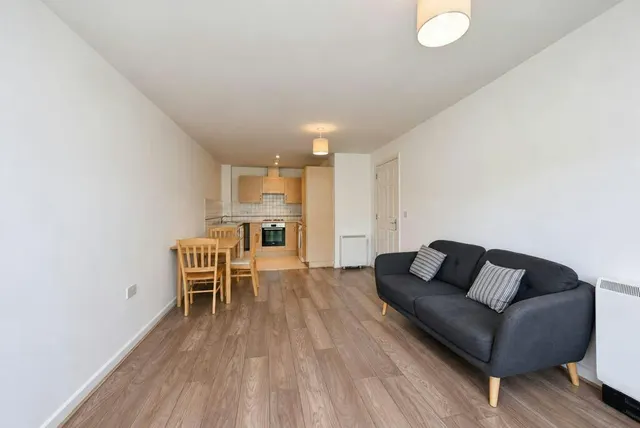 Farthing Close, Watford, WD18, photo 3