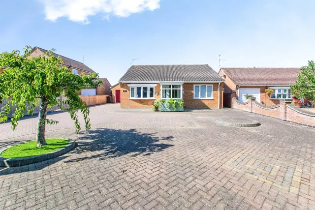 Northons Lane, Holbeach, SPALDING, photo 1