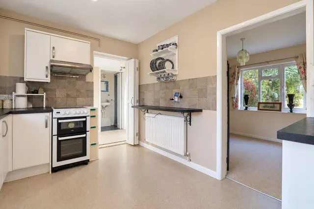 Boughton Avenue, Hayes, BR2, photo 3