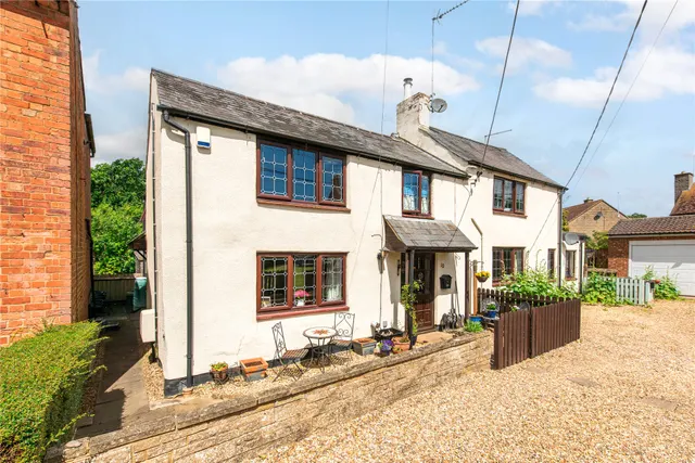Bridle Path, Brafield on the Green, NN7, photo 1